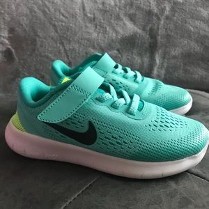 Teal Nike shoes sz 11 - NEW